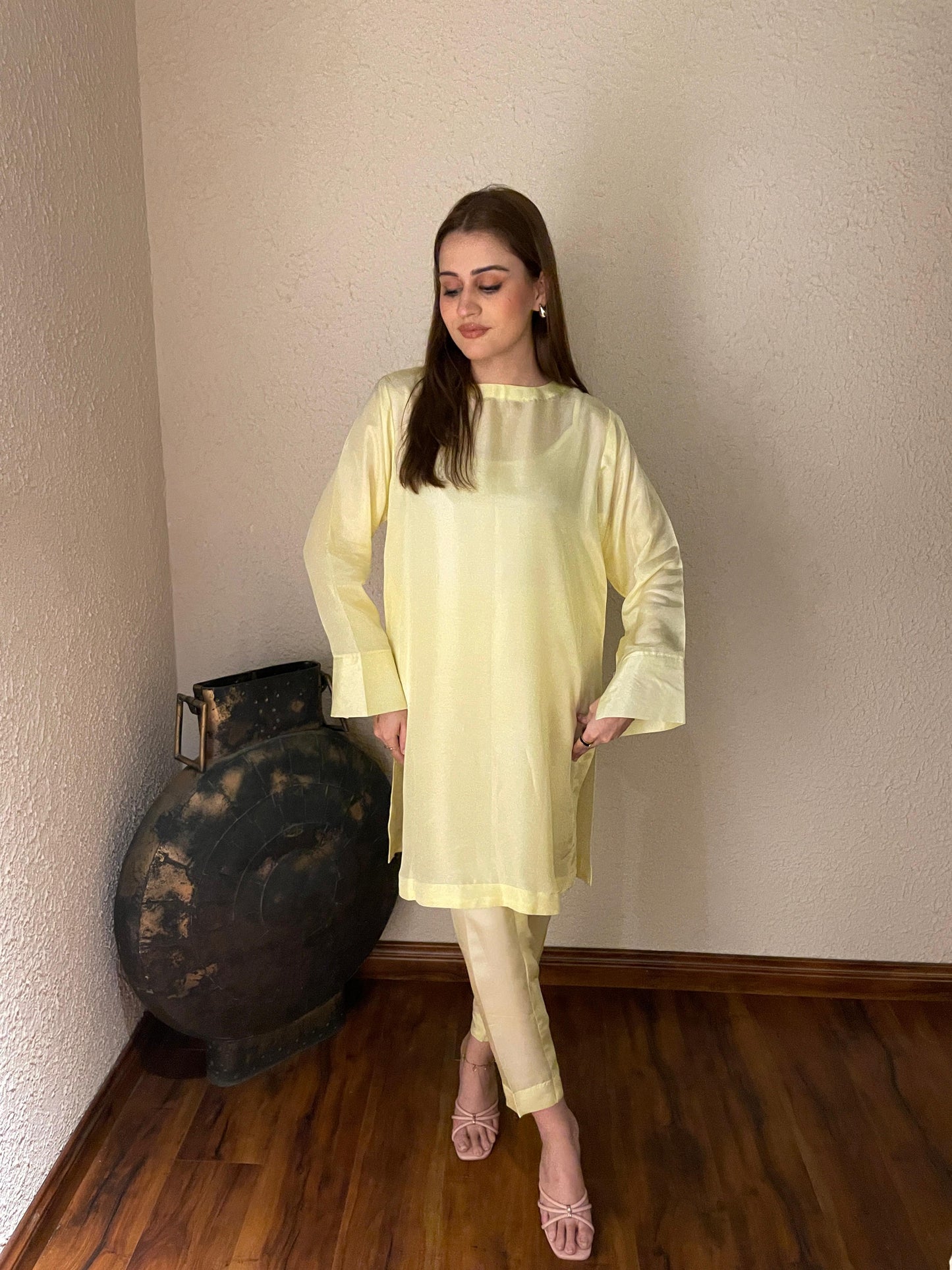 Butter yellow set